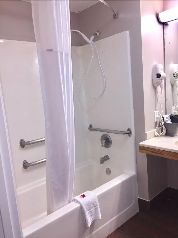Days Inn By Wyndham Great Lakes Naval Base North Chicago Ngoại thất bức ảnh