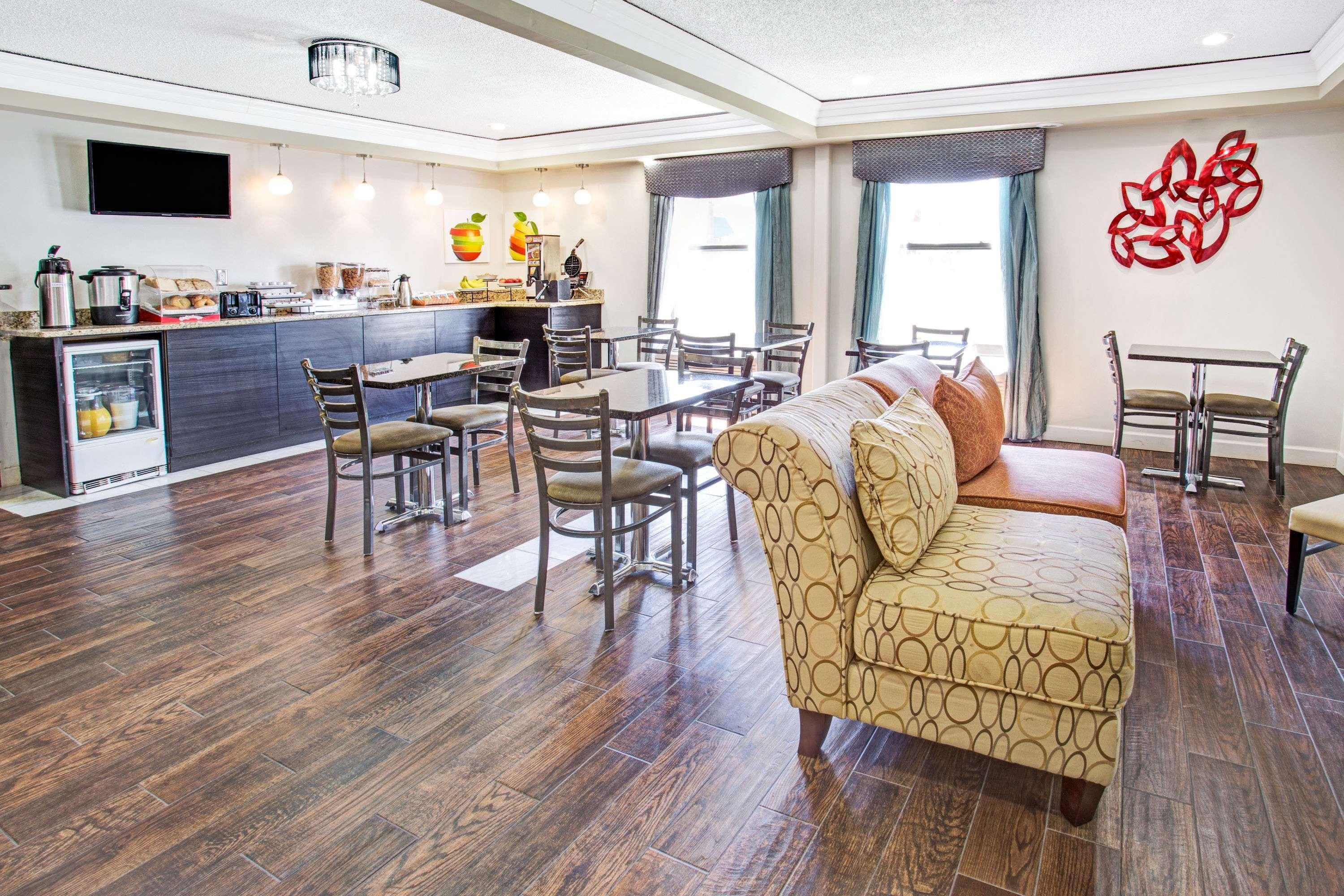 Days Inn By Wyndham Great Lakes Naval Base North Chicago Ngoại thất bức ảnh