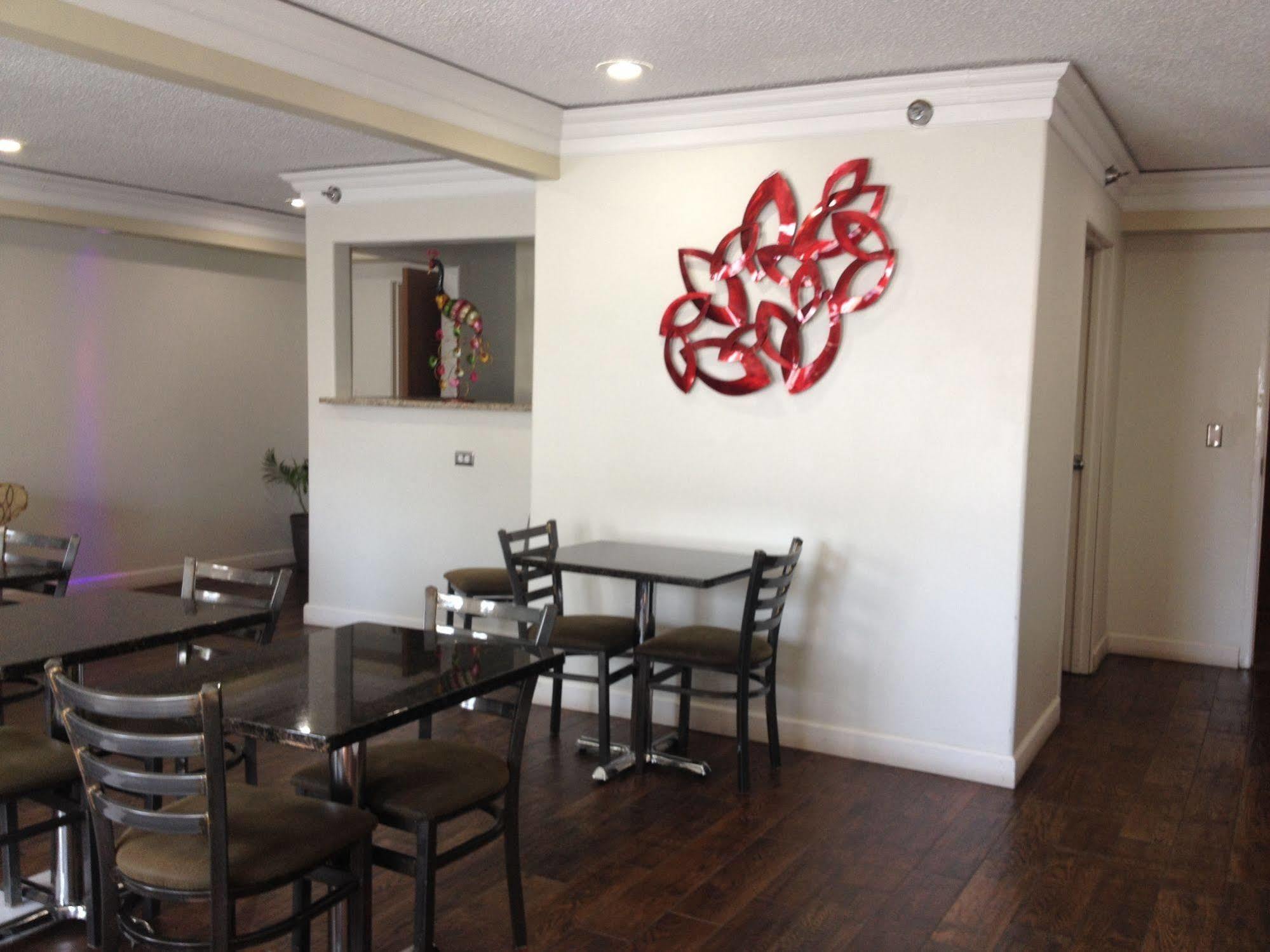 Days Inn By Wyndham Great Lakes Naval Base North Chicago Ngoại thất bức ảnh